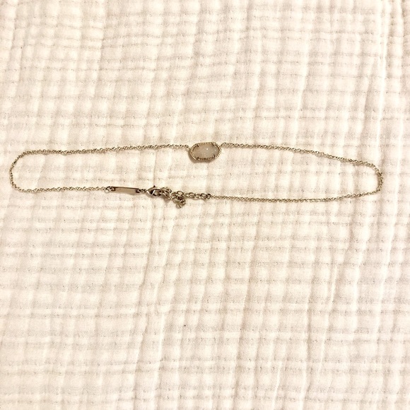 Kendra Scott Elisa Gold Pendant Necklace in Iridescent Drusy - Picture 7 of 8